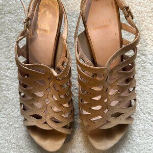 W's 6.5 Stuart Weizman caggy sandal
